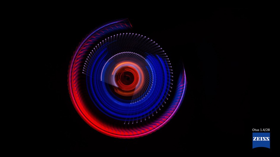 Light-Painting-reference-photography -Carl-Zeiss-Otus_2
